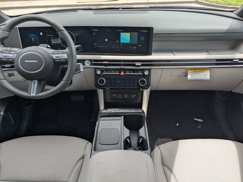 New 2026 Hyundai Tucson Limited image 14