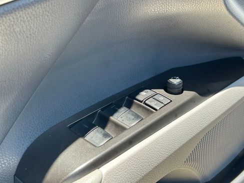 Used 2023 Toyota Camry LE w/ Convenience Package FWD image 19