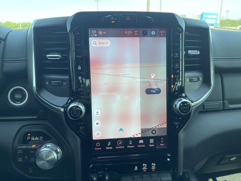 Used 2025 RAM 1500 Laramie w/ Laramie Southwest Edition image 30