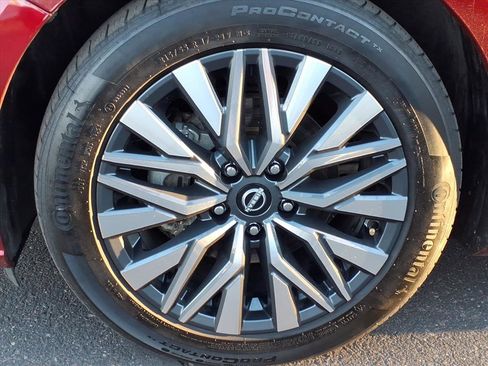 Used 2024 Nissan Altima 2.5 SV image 9