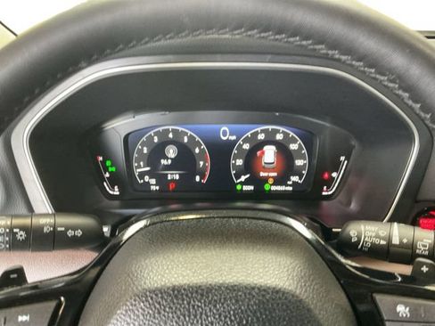 Used 2025 Honda Pilot Elite image 14