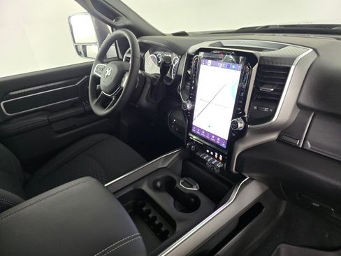 New 2026 RAM 2500 Big Horn AWD/4WD image 28