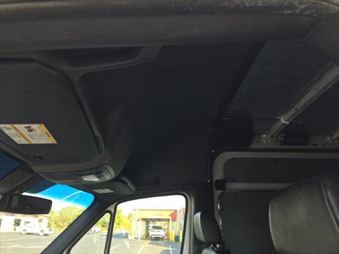 Used 2021 Mercedes-Benz Sprinter 2500 image 12