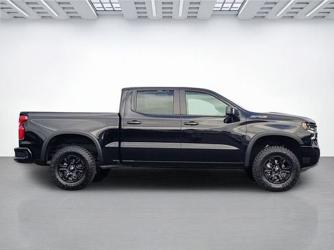 Used 2026 Chevrolet Silverado 1500 ZR2 AWD/4WD image 3