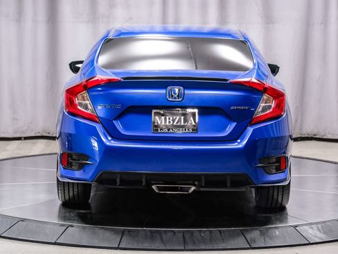 Used 2019 Honda Civic Sport image 3