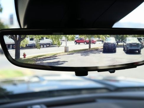 New 2025 GMC Sierra 3500 Denali w/ Denali Reserve Package image 32