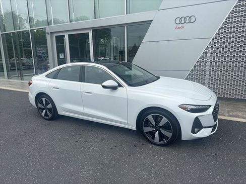 Used 2025 Audi A5 2.0T Premium Plus w/ Premium Plus AWD/4WD image 2