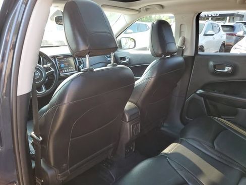 Used 2018 Jeep Compass Limited AWD/4WD image 31