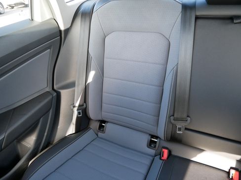 Certified 2025 Volkswagen Jetta SE image 12