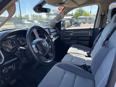 Used 2019 RAM 1500 Big Horn AWD/4WD image 11