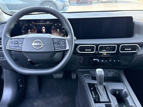 New 2026 Nissan Sentra SV w/ Floor Mat Package FWD image 7