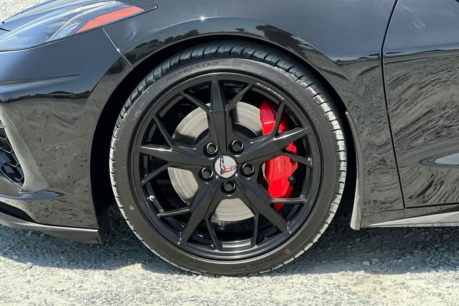 Used 2020 Chevrolet Corvette Stingray Preferred Cpe w/ 2LT Preferred Equipment Group RWD image 32