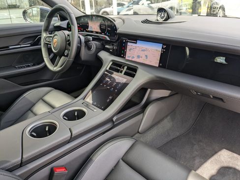 New 2024 Porsche Taycan 4S image 24