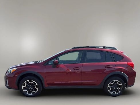 Used 2017 Subaru Crosstrek 2.0i Premium image 2