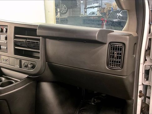 Used 2022 Chevrolet Express 2500 w/ Driver Convenience Package RWD image 15