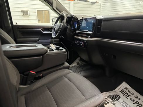 Used 2022 Chevrolet Silverado 1500 RST w/ Z71 Off-Road Package image 27