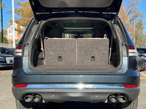 Used 2021 Lincoln Aviator Reserve w/ Equipment Group 202A image 18