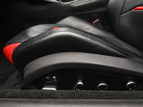 Used 2018 Ferrari GTC4Lusso T image 49