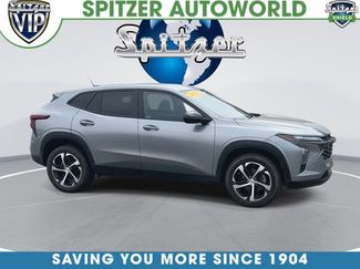 Used 2024 Chevrolet Trax RS FWD video 2