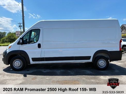 Used 2025 RAM ProMaster 2500 w/ Convenience Group FWD image 2