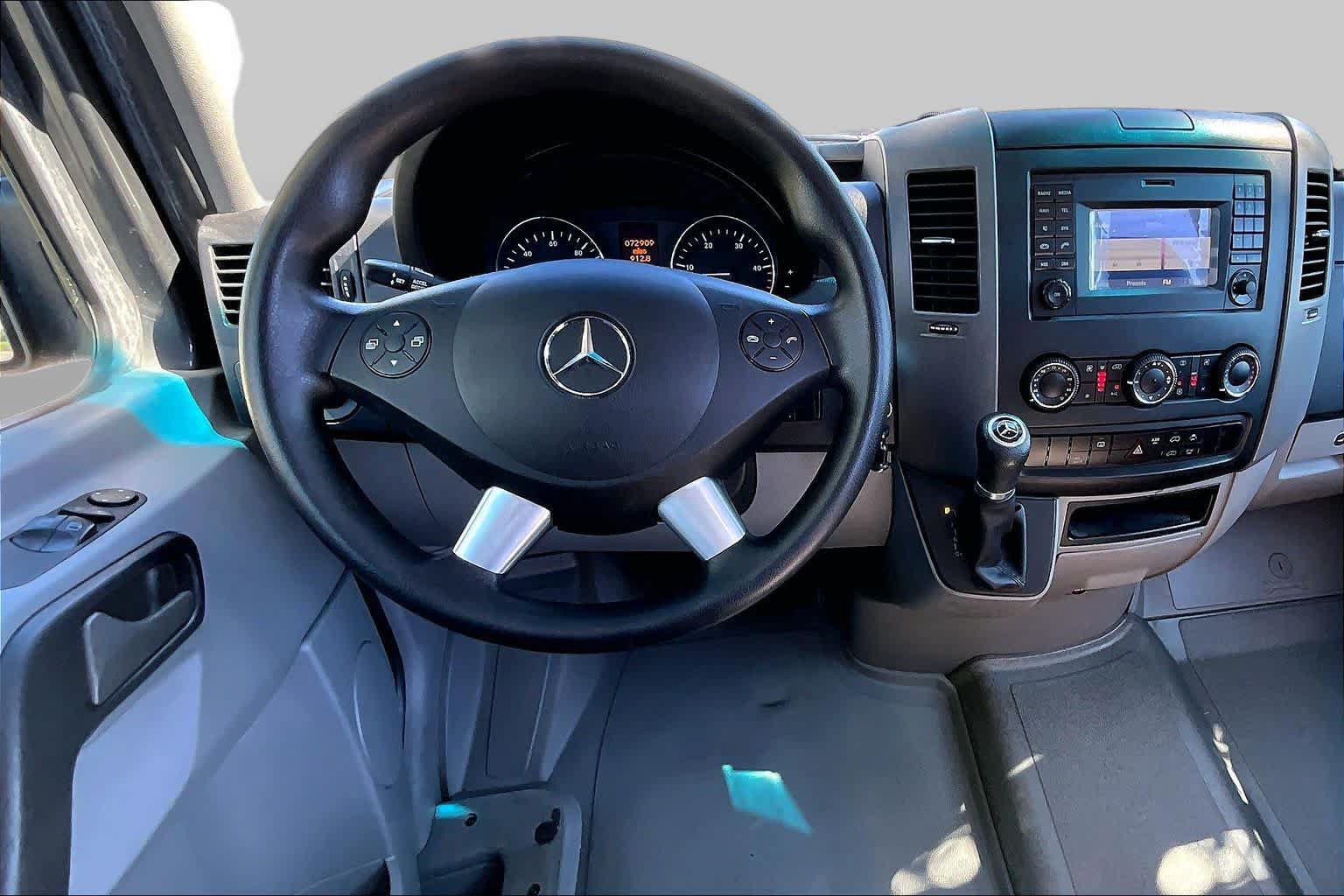 Used 2016 Mercedes-Benz Sprinter 2500 image 6