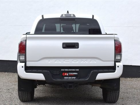 Used 2020 Toyota Tacoma TRD Pro AWD/4WD image 4