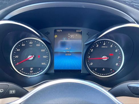 Used 2022 Mercedes-Benz GLC 300 image 26
