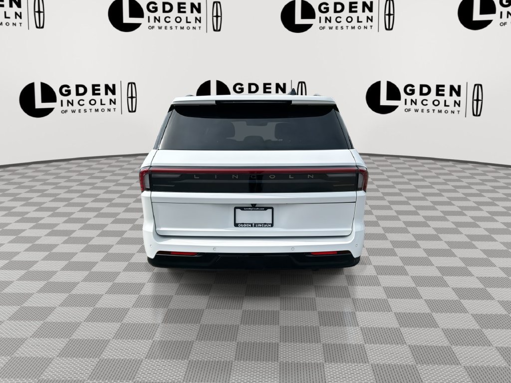 Certified 2026 Lincoln Navigator Reserve w/ Jet Appearance Package AWD/4WD image 7