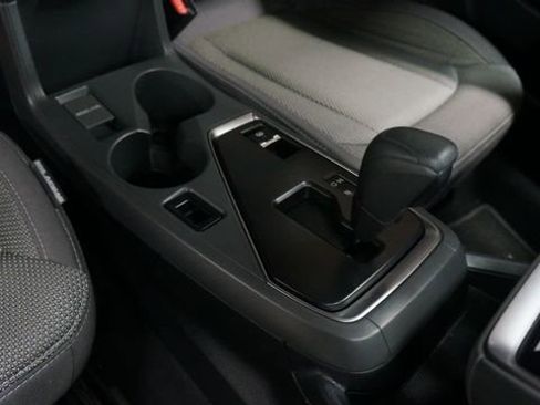 Used 2024 Subaru Crosstrek 2.0i Premium image 51