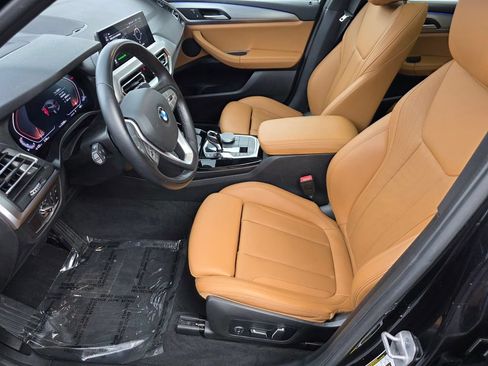 Certified 2024 BMW X3 sDrive30i w/ Convenience Package RWD image 9