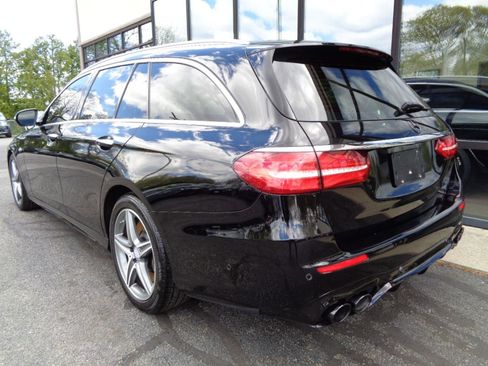 Used 2017 Mercedes-Benz E 400 4MATIC Wagon w/ Premium 1 Package image 7