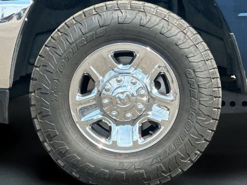 Used 2024 RAM 3500 Tradesman w/ Towing Technology Group AWD/4WD image 30