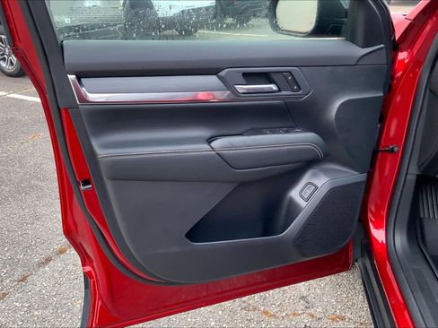 New 2026 GMC Terrain Elevation w/ Elevation Premium Package image 10