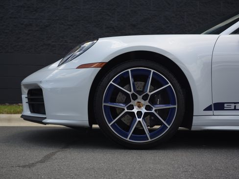 Certified 2026 Porsche 911 Carrera T RWD image 42