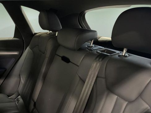 Used 2020 Audi Q5 2.0T Premium image 16