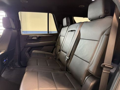 Used 2025 Chevrolet Tahoe LT AWD/4WD image 26