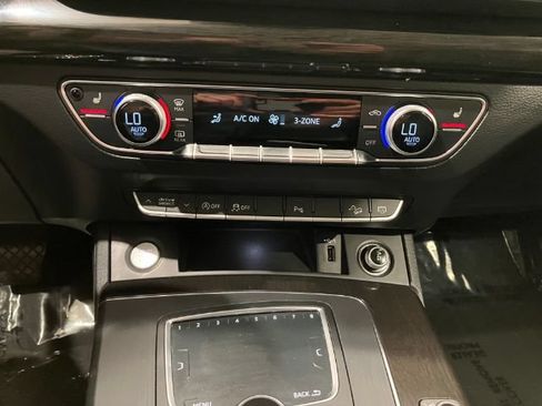 Used 2018 Audi Q5 2.0T Premium Plus w/ Premium Plus Package AWD/4WD image 66