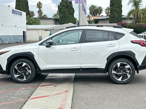 New 2025 Subaru Crosstrek 2.5i Limited w/ Crosstrek Mirror Package image 8