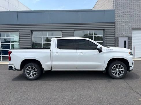Used 2020 Chevrolet Silverado 1500 High Country AWD/4WD image 3