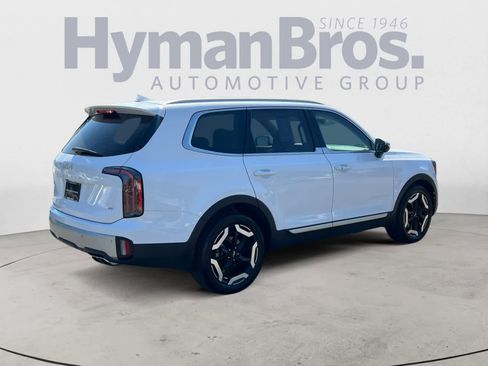 Certified 2024 Kia Telluride EX AWD/4WD image 4