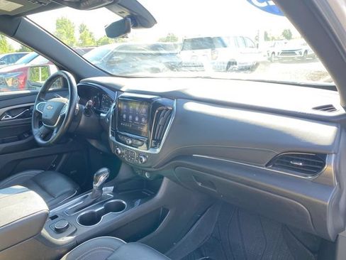 Used 2023 Chevrolet Traverse Premier w/ LPO, Floor Liner Package AWD/4WD image 30