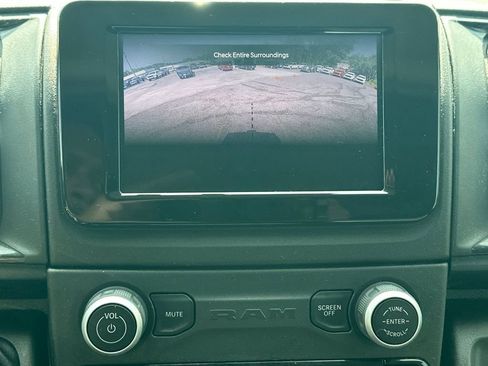 Used 2025 RAM ProMaster 2500 w/ Convenience Group FWD image 26