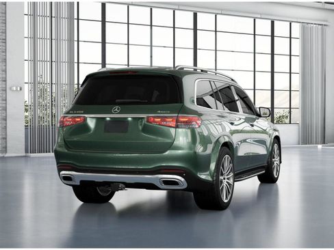 New 2026 Mercedes-Benz GLS 450 4MATIC image 25