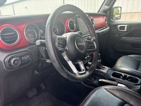 Used 2019 Jeep Wrangler Rubicon AWD/4WD image 6