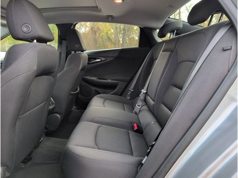 Used 2024 Chevrolet Malibu LT image 29