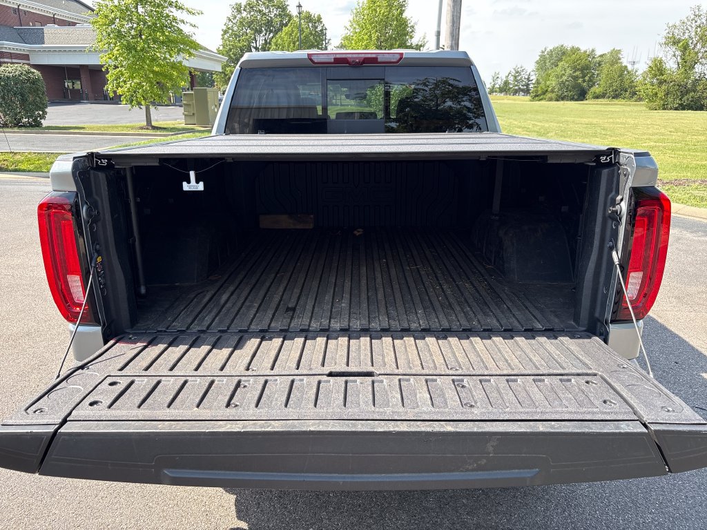 Certified 2025 GMC Sierra 1500 AT4 w/ AT4 Premium Package AWD/4WD image 13