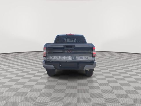 Certified 2025 Nissan Frontier PRO-4X image 9