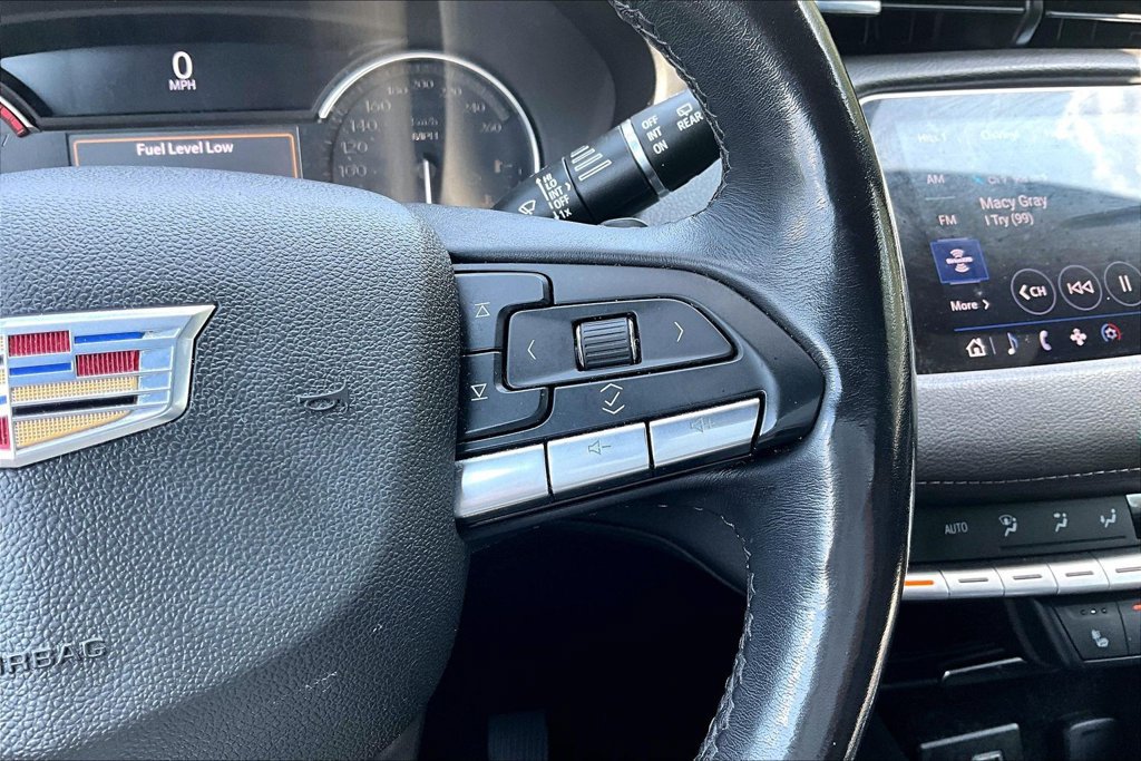 Used 2023 Cadillac XT4 Luxury AWD/4WD image 12