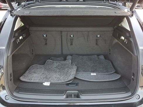 Used 2025 Buick Envision Avenir image 32