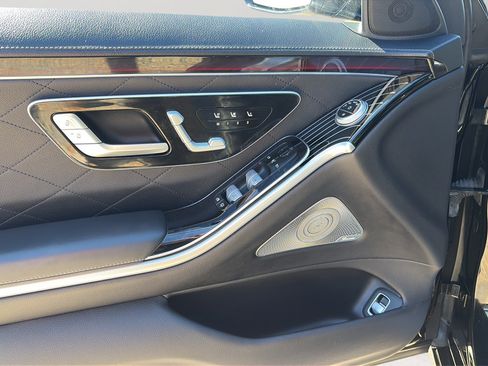 Used 2021 Mercedes-Benz S 580 4MATIC Sedan image 10